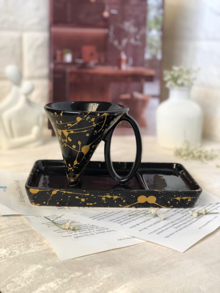 ست ماگ مخروطی طرح طلایی